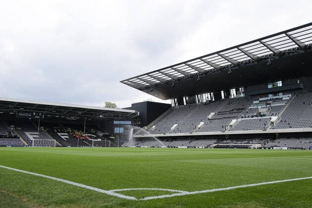 Mandatory Credit: Photo by Will Cooper JMP Shutterstock (12921095j) A general view of Craven Cottage Fulham v Luton Town, UK - 02 May 2022 EDITORIAL USE ONLY No use with unauthorised audio, video, data, fixture lists (outside the EU), club league logos or live services. Online in-match use limited to 45 images (+15 in extra time). No use to emulate moving images. No use in betting, games or single club league player publications services. Fulham v Luton Town, UK - 02 May 2022 EDITORIAL USE ONLY No use with unauthorised audio, video, data, fixture lists (outside the EU), club league logos or live services. Online in-match use limited to 45 images (+15 in extra time). No use to emulate moving images. No use in betting, games or Copyright: xWillxCooper JMP Shutterstockx 12921095j