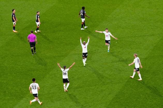 Mandatory Credit: Photo by Dave Shopland Shutterstock (12917138be) Jean Michaël Seri of Fulham celebrates scoring the sixth goal against Luton 6-0 Fulham v Luton Town, EFL Sky Bet Championship, Football, Craven Cottage, London, UK - 02 May 2022 EDITORIAL USE ONLY No use with unauthorised audio, video, data, fixture lists, club league logos or live services. Online in-match use limited to 120 images, no video emulation. No use in betting, games or single club league player publications. Fulham v Luton Town, EFL Sky Bet Championship, Football, Craven Cottage, London, UK - 02 May 2022 EDITORIAL USE ONLY No use with unauthorised audio, video, data, fixture lists, club league logos or live services. Online in-match use limited to 120 images, no video emulation. No use in betting, games or single club league player publications. Copyright: xDavexShopland Shutterstockx 12917138be
