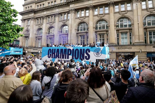 Mandatory Credit: Photo by Robbie Stephenson JMP Shutterstock (12953257be) Manchester City celebrates their Premier League title win during the open top bus parade Manchester City Champions Bus Parade, UK - 23 May 2022 EDITORIAL USE ONLY No use with unauthorised audio, video, data, fixture lists (outside the EU), club league logos or live services. Online in-match use limited to 45 images (+15 in extra time). No use to emulate moving images. No use in betting, games or single club league player publications services. Manchester City Champions Bus Parade, UK - 23 May 2022 EDITORIAL USE ONLY No use with unauthorised audio, video, data, fixture lists (outside the EU), club league logos or live services. Online in-match use limited to 45 images (+15 in extra time). No use to emulate moving images. No use in betting, games or Copyright: xRobbiexStephenson JMP Shutterstockx 12953257be