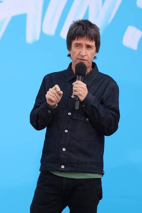 Mandatory Credit: Photo by Paul Greenwood Shutterstock (12952148cq) Johnny Marr during the bus parade through Manchester City centre to celebrate winning the Premier League Manchester City Trophy Parade, Premier League, Football, Manchester, UK - 23 May 2022 EDITORIAL USE ONLY No use with unauthorised audio, video, data, fixture lists, club league logos or live services. Online in-match use limited to 120 images, no video emulation. No use in betting, games or single club league player publications. Manchester City Trophy Parade, Premier League, Football, Manchester, UK - 23 May 2022 EDITORIAL USE ONLY No use with unauthorised audio, video, data, fixture lists, club league logos or live services. Online in-match use limited to 120 images, no video emulation. No use in betting, games or single club league player publications. Copyright: xPaulxGreenwood Shutterstockx 12952148cq
