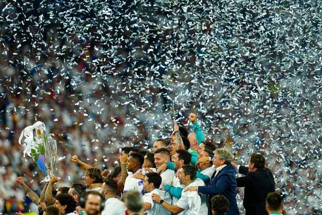 Mandatory Credit: Photo by Javier Garcia Shutterstock (12959892dw) Real Madrid celebrate with the UEFA Champions League Trophy Liverpool v Real Madrid, UEFA Champions League Final, Football, Stade de France, Saint-Denis Paris, France - 28 May 2022 Editorial use only Liverpool v Real Madrid, UEFA Champions League Final, Football, Stade de France, Saint-Denis Paris, France - 28 May 2022 Editorial use only Copyright: xJavierxGarcia Shutterstockx 12959892dw