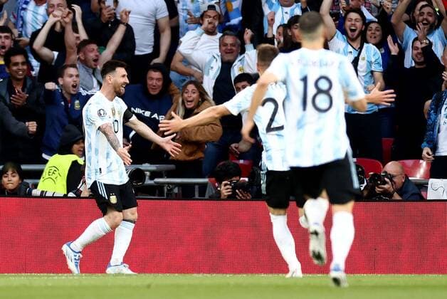 Mandatory Credit: Photo by James Marsh Shutterstock (12964971x) Lionel Messi of Argentina celebrates the opening goal scored by Lautaro Martinez. Argentina v Italy, UEFA Finalissima 2022, Football, Wembley Stadium, London, UK - 01 Jun 2022 Argentina v Italy, UEFA Finalissima 2022, Football, Wembley Stadium, London, UK - 01 Jun 2022 Copyright: xJamesxMarsh Shutterstockx 12964971x