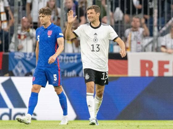 Tor zum 1:0 durch Thomas Mueller (Deutschland, 13), nach VAR aberkannt, GER, Deutschland Germany vs. England, Fussball, Laenderspiel, UEFA Nations League Division A, Gruppe 3, 2022 2023, 07.06.2022, DFB DFL regulations prohibit any use of photographs as image sequences and or quasi-video., GER, Deutschland Germany vs. England, Fussball, Laenderspiel, UEFA Nations League Division A, Gruppe 3, 2022 2023, 07.06.2022 Muenchen Copyright: xEibner-Pressefoto SaschaxWaltherx EP_EER
