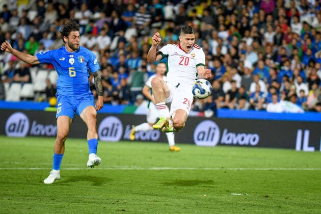 June 7, 2022, Cesena, Italy: Cesena, Italy, Dino Manuzzi stadium, June 07, 2022, Hungary s Roland Sallai tries to score a goal hindered by Italy s Davide Calabria during Italy vs Hungary - football UEFA Nations League match. football UEFA Nations League match - Italy vs Hungary, Cesena, Italy - ZUMAl164 20220607_zsa_l164_058 Copyright: xEttorexGriffonix
