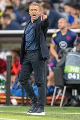 Hansi Flick (Deutschland, Bundestrainer), ist enttäuscht enttaeuscht, unzufrieden, negative Emotionen, GER, Deutschland Germany vs. England, Fussball, Laenderspiel, UEFA Nations League Division A, Gruppe 3, 2022 2023, 07.06.2022, DFB DFL regulations prohibit any use of photographs as image sequences and or quasi-video., GER, Deutschland Germany vs. England, Fussball, Laenderspiel, UEFA Nations League Division A, Gruppe 3, 2022 2023, 07.06.2022 Muenchen Copyright: xEibner-Pressefoto SaschaxWaltherx EP_EER