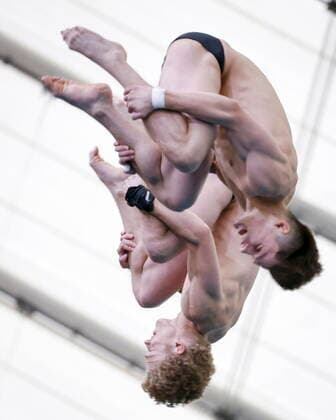 June 11, 2022, Calgary, AB, CANADA: Canada s Nathan Zsombor-Murray, and Rylan Wiens compete in the Mens Open 10M Synchro Finals in Calgary, Alta., Saturday, June 11, 2022. Nathan Zsombor-Murray, Rylan Wiens - ZUMAc35_ 20220611_zaf_c35_031 Copyright: xJeffxMcintoshx