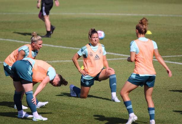 16.06.2022, xcex, GER, Herzogenaurach, Adi-Dassler-Stadion, Frauenfussball, UEFA EURO, EM, Europameisterschaft,Fussball 2022, DFB Frauen, Vorbereitung, Herzo Base, Training DFB Frauen-Nationalmannschaft, Chantal Hagel DFL regulations prohibit any use of photographs as image sequences and or quasi-video