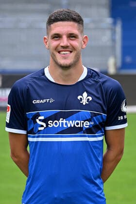 29.06.2022, xfux, Fussball 2.Bundesliga, SV Darmstadt 98 Fototermin Porträttermin 2022 23 xptt, emonline, emspor, v.l. Emir Karic, SV Darmstadt 98, 2.BL, Porträttermin 2022 2023, zautz (DFL DFB REGULATIONS PROHIBIT ANY USE OF PHOTOGRAPHS as IMAGE SEQUENCES and or QUASI-VIDEO) Darmstadt