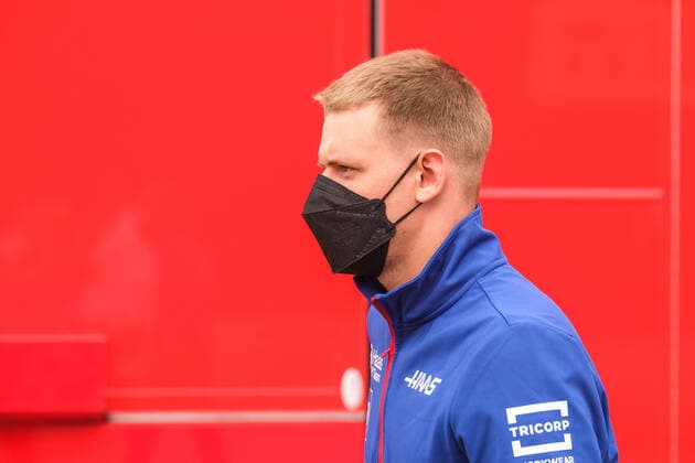 Mick Schumacher (GER, Haas F1 Team 47) im Paddock, Großer Preis von Großbritannien, Silverstone, Motorsport, Formel 1, Großer Preis von Großbritannien, Silverstone, Motorsport, Formel 1, Foto: Knab Eibner Towcester Copyright: xEibner-Pressefotox