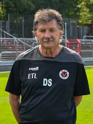 Dieter Schick; Viktoria Koeln. Viktoria Koeln, 3. Bundesliga, Fussball, Portraettermin 2022 23, Portraet, Saison 2022 2023, 08.07.2022 Viktoria Koeln, 3. Bundesliga, Fussball, Portraettermin 2022 2023, Portraet, Saison 2022 2023, 08.07.2022 Koeln Copyright: xEibner-Pressefotox EP_THR