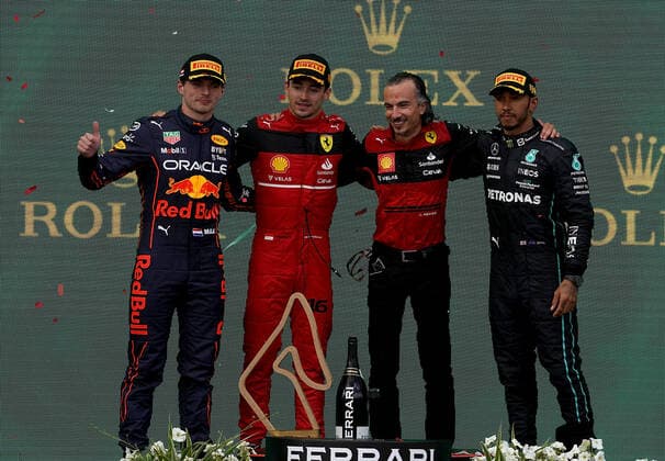 Formula 1 BWT Grosser Preis von Österreich 2022 10.07.2022, Red Bull Ring , Spielberg, Formula 1 BWT Grosser Preis von Österreich 2022 , im Bild Sieger Charles Leclerc (MCO), Scuderia Ferrari, 2.Platz für Max Verstappen (NEL), Oracle Red Bull Racing, 3.Platz für Lewis Hamilton (GBR), Mercedes-AMG Petronas Formula One Team, Renndirektor Laurent Mekies (Scuderia Ferrari Mission Winnow)