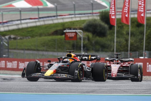 01 VERSTAPPEN Max (nld), Red Bull Racing RB18, action 16 LECLERC Charles (mco), Scuderia Ferrari F1-75, action during the Formula 1 Rolex Grosser Preis Von Osterreich 2022, 2022 Austrian Grand Prix, 11th round of the 2022 FIA Formula One World Championship, WM, Weltmeisterschaft from July 8 to 10, 2022 on the Red Bull Ring, in Spielberg, Austria - F1 - AUSTRIAN GRAND PRIX 2022 - RACE DPPI Panoramic 00122027__R3_3429