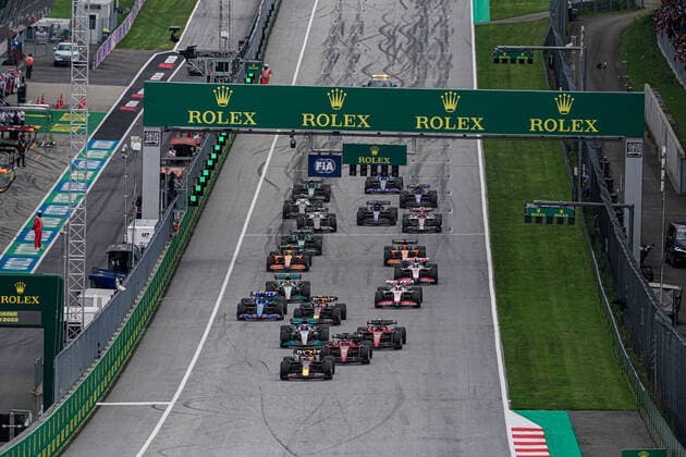 July 10, 2022, Spielberg, Austria: Spielberg, Austria, Red Bull Ring, July 10, 2022, Start of the Race during 2022 Austrian Grand Prix - Race - Formula 1 Championship. Formula 1 Championship - 2022 Austrian Grand Prix - Race, Spielberg, Austria - ZUMAl164 20220710_zsa_l164_207 Copyright: xAlessioxDexMarcox