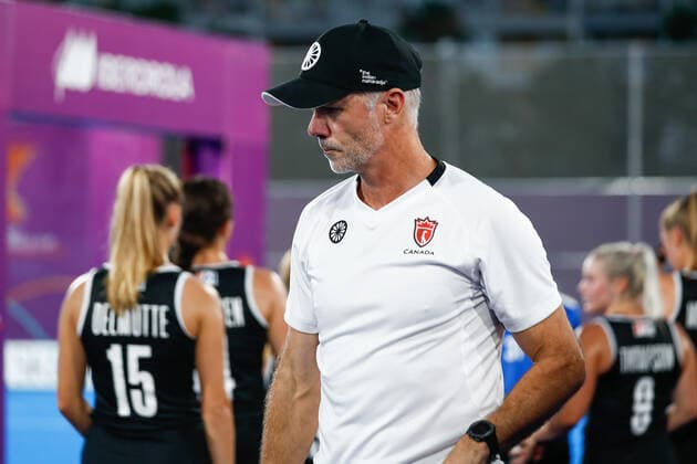 July 11, 2022, TERRASSA, BARCELONA, SPAIN: Robert Short, head coach of Canada looks on during the FIH Hockey Women s World Cup 2022, 9th - 16th, hockey match played between Canada and India at Estadi Olimpic on July 11, 2022, in Terrassa, Barcelona, Spain. TERRASSA SPAIN - ZUMAa181 20220711_zaa_a181_059 Copyright: xIrinaxR.xHx