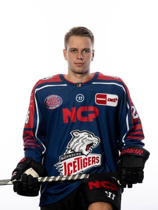 Dennis Lobach (26, Nürnberg Ice Tigers, Nuernberg Ice Tigers ), Nuernberg Ice Tigers Portraits, Eishockey, DEL, 01.08.2022, Nuernberg Ice Tigers Portraits, Eishockey, DEL, 01.08.2022 Copyright: xThomasxHahnx xEibner-Pressefotox EP_NIT