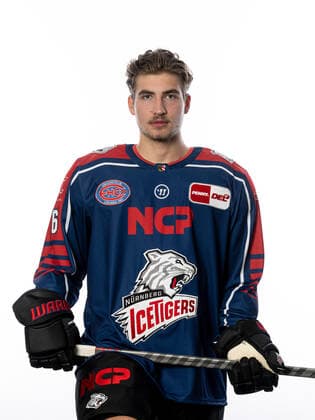 Julius Karrer (6, Nürnberg Ice Tigers, Nuernberg Ice Tigers ), Nuernberg Ice Tigers Portraits, Eishockey, DEL, 01.08.2022, Nuernberg Ice Tigers Portraits, Eishockey, DEL, 01.08.2022 Copyright: xThomasxHahnx xEibner-Pressefotox EP_NIT