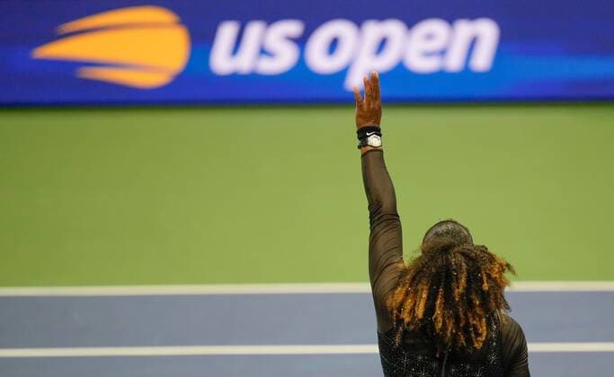 Sport Bilder des Tages Mandatory Credit: Photo by Dave Shopland Shutterstock (13357861go) An emotional Serena Williams after she loses in straight sets and announces her retirement US Open Championships 2022, Day Five, USTA National Tennis Center, Flushing Meadows, New York, USA - 02 Sep 2022 US Open Championships 2022, Day Five, USTA National Tennis Center, Flushing Meadows, New York, USA - 02 Sep 2022 Copyright: xDavexShopland Shutterstockx 13357861go