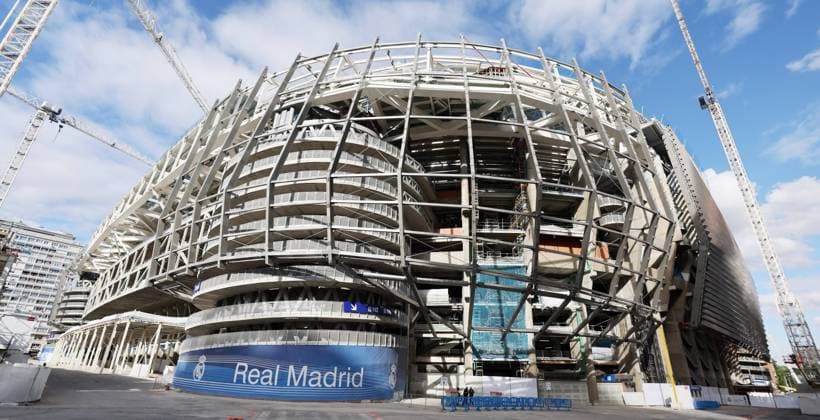 Real Madrid - RB Leipzig 14.09.2022 Madrid, 14.09.2022, Estadio Santiago Bernabeu, Fussball , UEFA Champions League, Gruppe F, 2.Spieltag , Real Madrid vs. RB Leipzig , Im Bild: Ansicht aussen Baustelle Bernabeu Stadion , UEFA regulations prohibit any use of photographs as image sequences and or quasi-video ,