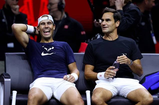 Sport Bilder des Tages Mandatory Credit: Photo by Ella Ling Shutterstock (13409454t) Roger Federer and Rafael Nadal smile during Laver Cup practice Laver Cup, Tennis Tournament, Practise Day, 02 Arena, London, UK - 22 Sep 2022 Laver Cup, Tennis Tournament, Practise Day, 02 Arena, London, UK - 22 Sep 2022 Copyright: xEllaxLing Shutterstockx 13409454t