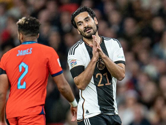 Ilkay Gündogan (Deutschland, 21) am hadern, Reece James (England, 2) England vs. Deutschland Germany, Fussball, Nations League, DFB, 26.09.2022 DFB REGULATIONS PROHIBIT ANY USE OF PHOTOGRAPHS AS IMAGE SEQUENCES AND OR QUASI-VIDEO England vs. Deutschland Germany, Fussball, Nations League, DFB, 26.09.2022 London Copyright: xEibner-Pressefoto BahhoxKarax EP_EER