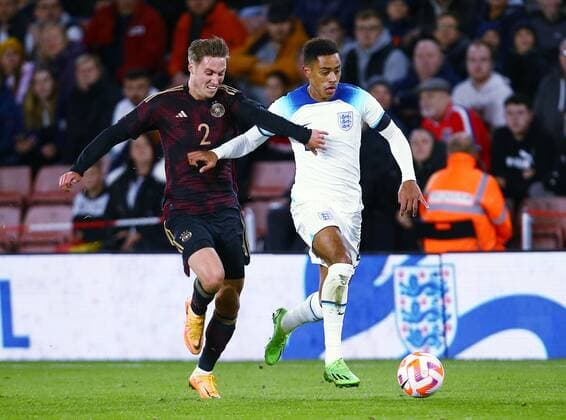 Mandatory Credit: Photo by Matt West Shutterstock (13423132ba) Jacob Ramsey of England and Kilian Fischer of Germany England U21, U 21 v Germany U21, Friendly, International Football, Bramall Lane, Sheffield, UK - 27 Sep 2022 EDITORIAL USE ONLY No use with unauthorised audio, video, data, fixture lists, club league logos or live services. Online in-match use limited to 120 images, no video emulation. No use in betting, games or single club league player publications. England U21 v Germany U21, Friendly, International Football, Bramall Lane, Sheffield, UK - 27 Sep 2022 EDITORIAL USE ONLY No use with unauthorised audio, video, data, fixture lists, club league logos or live services. Online in-match use limited to 120 images, no video emulation. No use in betting, games or single club league player publications. Copyright: xMattxWest Shutterstockx 13423132ba