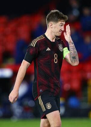 Mandatory Credit: Photo by Matt West Shutterstock (13423132dr) Angelo Stiller of Germany England U21, U 21 v Germany U21, Friendly, International Football, Bramall Lane, Sheffield, UK - 27 Sep 2022 EDITORIAL USE ONLY No use with unauthorised audio, video, data, fixture lists, club league logos or live services. Online in-match use limited to 120 images, no video emulation. No use in betting, games or single club league player publications. England U21 v Germany U21, Friendly, International Football, Bramall Lane, Sheffield, UK - 27 Sep 2022 EDITORIAL USE ONLY No use with unauthorised audio, video, data, fixture lists, club league logos or live services. Online in-match use limited to 120 images, no video emulation. No use in betting, games or single club league player publications. Copyright: xMattxWest Shutterstockx 13423132dr