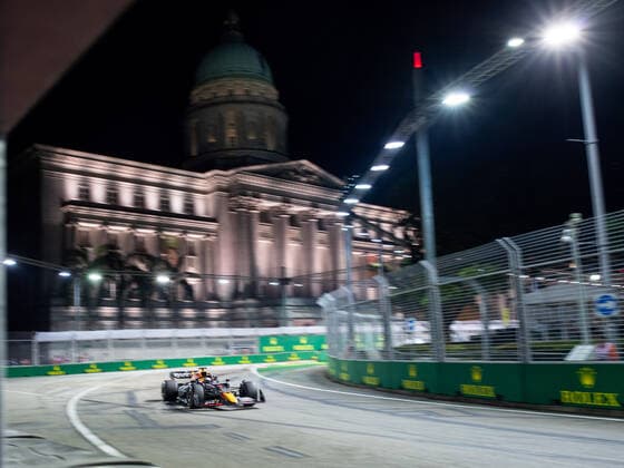 Max Verstappen (NED, Oracle Red Bull Racing 1) im RB18, SIN, Formel 1 Grand Prix von Singapur, Marina Bay Circuit, Freies Training, 30.09.2022 SIN, Formel 1 Grand Prix von Singapur, Marina Bay Circuit, Freies Training, 30.09.2022 Singapur Copyright: xEibner Memmlerx EP_MMR