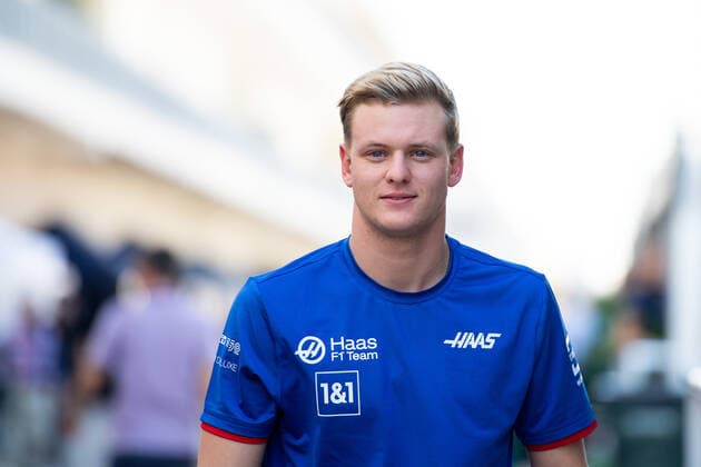 Mick Schumacher (GER, Haas F1 Team 47) im Fahrerlager, USA, Formel 1 Grand Prix der USA, Circuit of the Americas Austin, Mediaday, 20.10.2022 USA, Formel 1 Grand Prix der USA, Circuit of the Americas Austin, Mediaday, 20.10.2022 Austin Copyright: xEibner Memmlerx EP_MMR