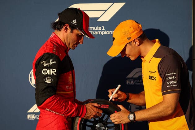 SAINZ Carlos (spa), Scuderia Ferrari F1-75, PALOU Alex (spa), McLaren F1 Team MCL36, portrait during the Formula 1 Aramco United States Grand Prix 2022, 19th round of the 2022 FIA Formula One World Championship, WM, Weltmeisterschaft from October 21 to 23, 2022 on the Circuit of the Americas, in Austin, Texas - F1 - UNITED STATES GRAND PRIX 2022 DPPI Panoramic 20221023_G00D7872