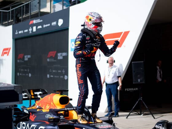 Max Verstappen (NED, Oracle Red Bull Racing 1) jubelt im Parc Ferme ueber den Sieg, USA, Formel 1 Grand Prix der USA, Circuit of the Americas Austin, Rennen, 23.10.2022 USA, Formel 1 Grand Prix der USA, Circuit of the Americas Austin, Rennen, 23.10.2022 Austin Copyright: xEibner Memmlerx EP_MMR