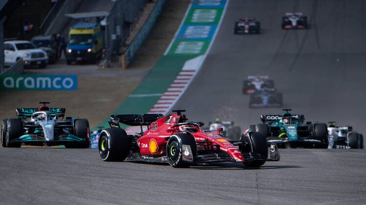 Charles Leclerc (MCO, Scuderia Ferrari 16) vor George Russell (UK, Mercedes AMG Petronas F1 Team 63), Lance Stroll (CAN, Aston Martin Aramco Cognizant F1 Team 18), USA, Formel 1 Grand Prix der USA, Circuit of the Americas Austin, Rennen, 23.10.2022 USA, Formel 1 Grand Prix der USA, Circuit of the Americas Austin, Rennen, 23.10.2022 Austin Copyright: xEibner Memmlerx EP_MMR