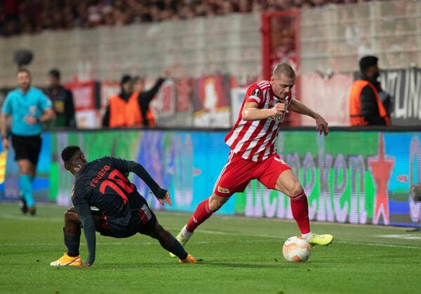 Fussball, Herren, Saison 2022 2023, Europa League (Gruppenphase, Gruppe D, 5. Spieltag), 1. FC Union Berlin - SC Braga, v. l. Fabiano Silva (SC Braga), Julian Ryerson (1. FC Union Berlin), 27.10. 2022, Copyright: xSebastianxRäppold MatthiasxKochx