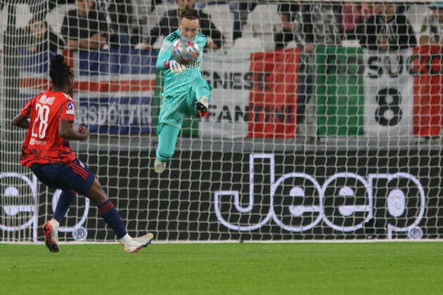 October 27, 2022, Turin, Italy: Turin, Italy, Allianz stadium, October 27, 2022, Pauline Peyraud Magnin (Juventus Women) during Juventus Women vs Olympique Lyonnais - UEFA Champions League Women football match. UEFA Champions League Women football match - Juventus Women vs Olympique Lyonnais, Turin, Italy - ZUMAl164 20221027_zsa_l164_030 Copyright: xMaurizioxVallettax