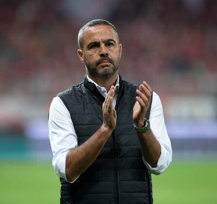 Fussball, Herren, Saison 2022 2023, Europa League (Gruppenphase, Gruppe D, 5. Spieltag), 1. FC Union Berlin - SC Braga, Trainer Artur Jorge (SC Braga), Enttäuschung nach Abpfiff, 27.10. 2022, Copyright: xSebastianxRäppold MatthiasxKochx