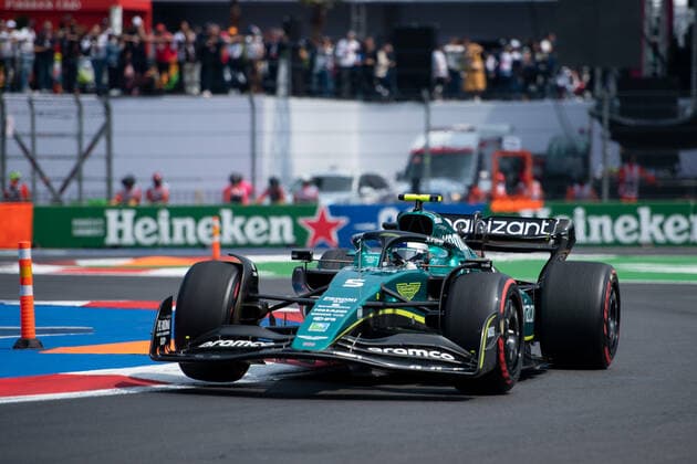 Sebastian Vettel (GER, Aston Martin Aramco Cognizant F1 Team 5) im AMR22, MEX, Formel 1 Grand Prix von Mexiko, Autodromo Hermanos Rodriguez Mexico City, 1. Freies Training, 28.10.2022 MEX, Formel 1 Grand Prix von Mexiko, Autodromo Hermanos Rodriguez Mexico City, 1. Freies Training, 28.10.2022 Mexico City Copyright: xEibner Memmlerx EP_MMR