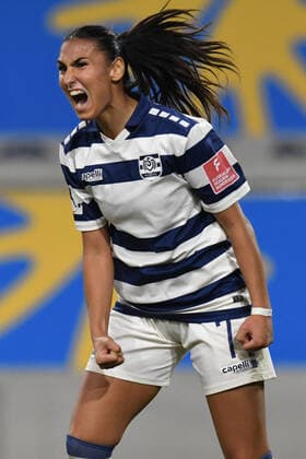 Torschuetzin Miray Cin ( MSV Duisburg Frauen ) jubelt nach ihrem Tor zum 1 : 0. GER, MSV Duisburg Frauen vs 1 FC Koeln Frauen, Fussball, Bundesliga, 6. Spieltag Spielzeit 2022 2023, 28.10.2022 DFL DFB REGULATIONS PROHIBIT ANY USE OF PHOTOGRAPHS AS IMAGE SEQUENCES AND OR QUASI-VIDEO GER, MSV Duisburg Frauen vs 1 FC Koeln Frauen, Fussball, Bundesliga, 6. Spieltag Spielzeit 2022 2023, 28.10.2022 Duisburg Copyright: xEibner-Pressefoto ThomasxThienelx EP_TTL