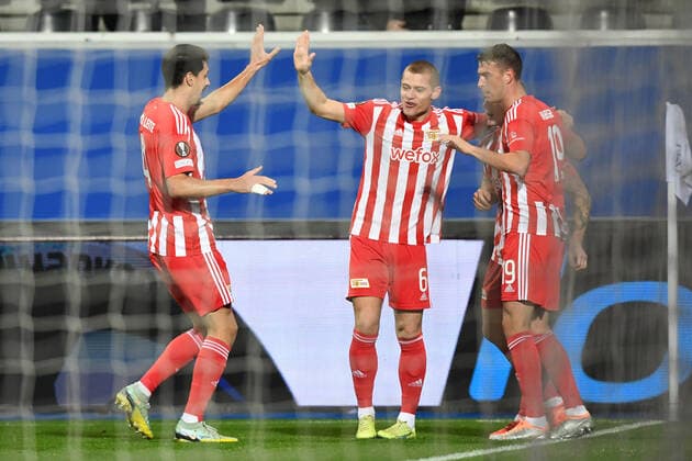 Fussball, Herren, Saison 2022 2023, Europa League (Gruppenphase, Gruppe D, 6. Spieltag), Royale Union Saint-Gilloise - 1. FC Union Berlin, v.l. Diogo Leite (1. FC Union Berlin, 4), Julian Ryerson (1. FC Union Berlin, 6), Sven Michel (1. FC Union Berlin, 11) und Janik Haberer (1. FC Union Berlin, 19) Torjubel, Jubel nach dem Tor zum 0:1 durch Sven Michel (1. FC Union Berlin, 11), 03.11. 2022, Copyright: xSebastianxRäppold MatthiasxKochx