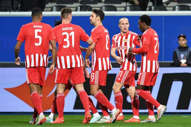Fussball, Herren, Saison 2022 2023, Europa League (Gruppenphase, Gruppe D, 6. Spieltag), Royale Union Saint-Gilloise - 1. FC Union Berlin, v.l. Danilho Doekhi (1. FC Union Berlin, 5), Robin Knoche (1. FC Union Berlin, 31), Rani Khedira (1. FC Union Berlin, 8), Sven Michel (1. FC Union Berlin, 11) und Sheraldo Becker (1. FC Union Berlin, 27) Torjubel, Jubel nach dem Tor zum 0:1, 03.11. 2022, Copyright: xSebastianxRäppold MatthiasxKochx