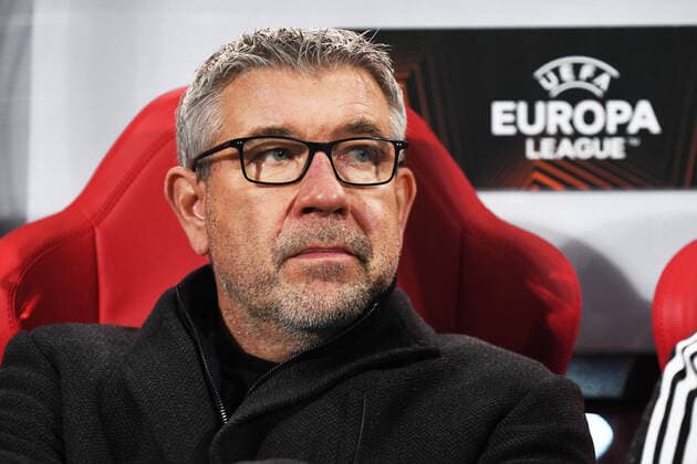 Fussball, Herren, Saison 2022 2023, Europa League (Gruppenphase, Gruppe D, 6. Spieltag), Royale Union Saint-Gilloise - 1. FC Union Berlin, Urs Fischer (1. FC Union Berlin, Trainer Cheftrainer) sitzt auf der Bank , 03.11. 2022, Copyright: xSebastianxRäppold MatthiasxKochx