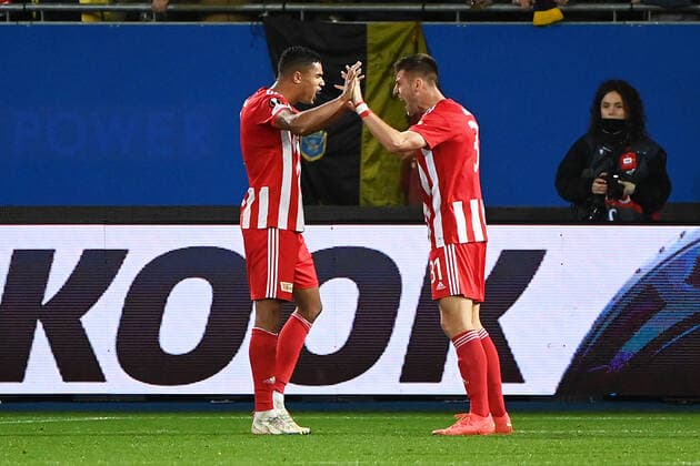Fussball, Herren, Saison 2022 2023, Europa League (Gruppenphase, Gruppe D, 6. Spieltag), Royale Union Saint-Gilloise - 1. FC Union Berlin, v. l. Danilho Doekhi (1. FC Union Berlin, 5) und Robin Knoche (1. FC Union Berlin, 31) Schlussjubel, jubelt nach dem 0:1-Sieg, 03.11. 2022, Copyright: xMatthiasxKochx