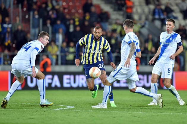 2022.11.03 Krakow Pilka nozna, Liga Europy UEFA, sezon 2022 2023 Dynamo Kijow - Fenerbahce SK N z Oleksandr Syrota, Joao Pedro, Denys Garmash Denys Harmasz, Serhiy Sydorchuk Sergij Sydorczuk Foto Krzysztof Porebski PressFocus 2022.11.03 Krakow Football, UEFA Europa League, 2022 23 season FC Dynamo Kyiv - Fenerbahce Spor Kulubu Oleksandr Syrota, Joao Pedro, Denys Garmash Denys Harmasz, Serhiy Sydorchuk Sergij Sydorczuk Credit: Krzysztof Porebski PressFocus NEWSPIX.PL --- Newspix.pl 20221103PF_KP183