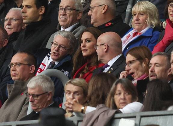 Mandatory Credit: Photo by Paul Currie Shutterstock (13608439i) Catherine, Princess of Wales Duchess of Cambridge in the stands England v Papua New Guinea, Rugby League World Cup 2021, Quarter Final, Rugby League, DW Stadium, Wigan, UK - 05 Nov 2022 England v Papua New Guinea, Rugby League World Cup 2021, Quarter Final, Rugby League, DW Stadium, Wigan, UK - 05 Nov 2022 Copyright: xPaulxCurrie Shutterstockx 13608439i