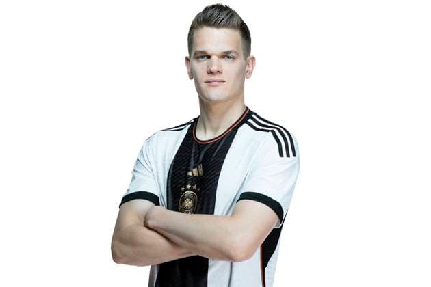 DFB Maenner Nationalmannschaft, Mens national team, Nationalteam Germany, Deutschland, Kader fuer die FIFA Weltmeisterschaft in Katar 2022, Squad for the FIFA World Cup, WM, Weltmeisterschaft, Fussball in Qatar, 2022, Matthias Ginter, Frankfurt am Main, 22.03.2022, Foto: Thomas Boecker DFB DFB Maenner Nationalmannschaft WM 2022