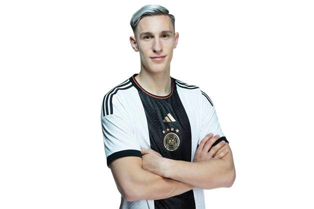 DFB Maenner Nationalmannschaft, Mens national team, Nationalteam Germany, Deutschland, Kader fuer die FIFA Weltmeisterschaft in Katar 2022, Squad for the FIFA World Cup, WM, Weltmeisterschaft, Fussball in Qatar, 2022, Nico Schlotterbeck, Frankfurt am Main, 22.03.2022, Foto: Thomas Boecker DFB DFB Maenner Nationalmannschaft WM 2022