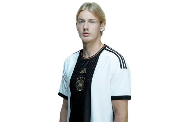 DFB Maenner Nationalmannschaft, Mens national team, Nationalteam Germany, Deutschland, Kader fuer die FIFA Weltmeisterschaft in Katar 2022, Squad for the FIFA World Cup, WM, Weltmeisterschaft, Fussball in Qatar, 2022, Julian Brandt, Herzogenaurach, 31.05.2022, Foto: Thomas Boecker DFB DFB Maenner Nationalmannschaft WM 2022