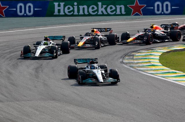 Start, 63 George Russell (GBR, Mercedes-AMG Petronas F1 Team), 44 Lewis Hamilton (GBR, Mercedes-AMG Petronas F1 Team), 1 Max Verstappen (NLD, Oracle Red Bull Racing), 11 Sergio Perez (MEX, Oracle Red Bull Racing), F1 Grand Prix of Brazil at Autodromo Jose Carlos Pace on November 13, 2022 in Sao Paulo, Brazil. (Photo by HOCH ZWEI) Sao Paulo Brazil