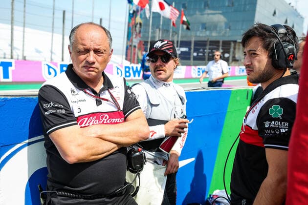 VASSEUR Frederic (fra), Team Principal of Alfa Romeo F1 Team ORLEN, BOTTAS Valtteri (fin), Alfa Romeo F1 Team ORLEN C42, portrait during the Formula 1 Heineken Grande Premio de Sao Paulo 2022, Sao Paulo Grand Prix Grand Prix 2022, 21st round of the 2022 FIA Formula One World Championship, WM, Weltmeisterschaft from November 11 to 13, 2022 on the Interlagos Circuit, in Sao Paulo, Brazil - F1 - SAO PAULO GRAND PRIX 2022 - RACE DPPI Panoramic 20221113_GOOD5558