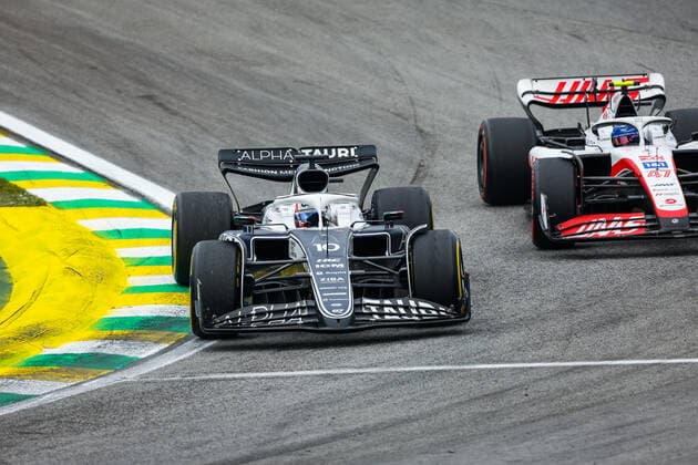 10 GASLY Pierre (fra), Scuderia AlphaTauri AT03, 47 SCHUMACHER Mick (ger), Haas F1 Team VF-22 Ferrari, action during the Formula 1 Heineken Grande Premio de Sao Paulo 2022, Sao Paulo Grand Prix Grand Prix 2022, 21st round of the 2022 FIA Formula One World Championship, WM, Weltmeisterschaft from November 11 to 13, 2022 on the Interlagos Circuit, in Sao Paulo, Brazil - F1 - SAO PAULO GRAND PRIX 2022 - RACE DPPI Panoramic 20221113_GOOD5868