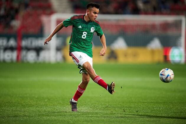 RECORD DATE NOT STATED Seleccion Mexicana 2022 Mexico vs Sweden Carlos Rodriguez of Mexico during the game Mexico (Mexican national team, Nationalteam vs Sweden, friendly match of preparation prior to the start of the FIFA World Cup, WM, Weltmeisterschaft, Fussball Qatar 2022, at Montilivi Municipal Stadium, on November 16, 2022. <br><br> Carlos Rodriguez de Mexico durante el partido Mexico (Seleccion Nacional Mexicana) vs Suecia,amistoso de preparacion previo al inicio de la Copa Mundial de la FIFA Qatar 2022, en el Estadio Municipal de Montilivi, el 16 de noviembre de 2022. GIRONA ESPANA ESPANA Copyright: xJorgexMartinezx 20221116134159_SM_AM_MEX_SWE_RODRIGUEZ159