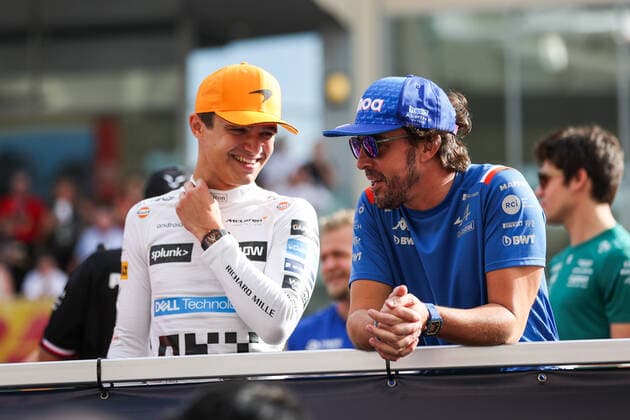 NORRIS Lando (gbr), McLaren F1 Team MCL36, ALONSO Fernando (spa), Alpine F1 Team A522, portrait during the Formula 1 Etihad Airways Abu Dhabi Grand Prix 2022, 22nd round of the 2022 FIA Formula One World Championship, WM, Weltmeisterschaft from November 18 to 20, 2022 on the Yas Marina Circuit, in Yas Island, Abu Dhabi - F1 - ABU DHABI GRAND PRIX 2022 - RACE DPPI Panoramic 00122050_AV6_8386